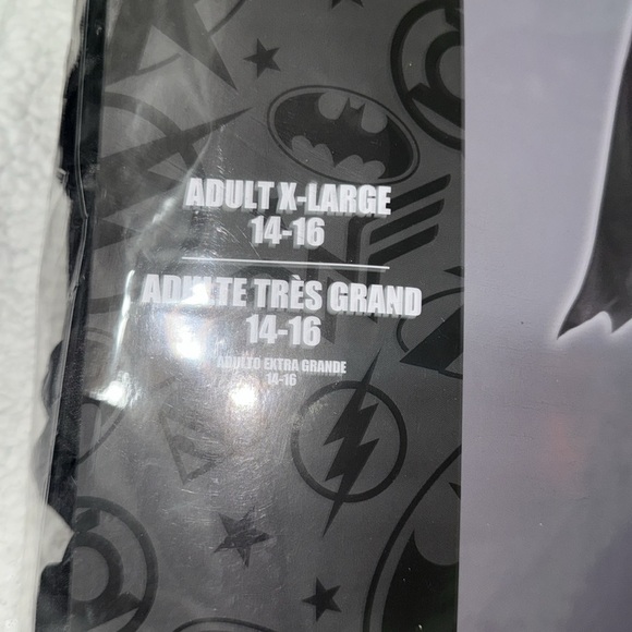 DC Batman Ladies 7 Piece Costume - Black and Yellow Dark Knight Size XL 14-16 - Picture 2 of 6